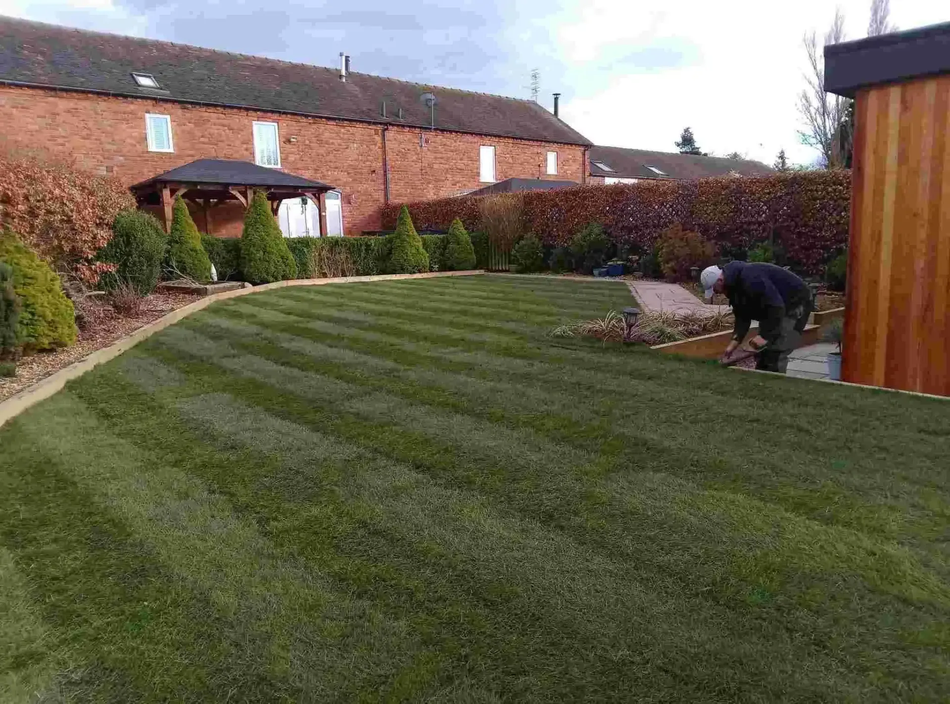 Curved Lawn Edging